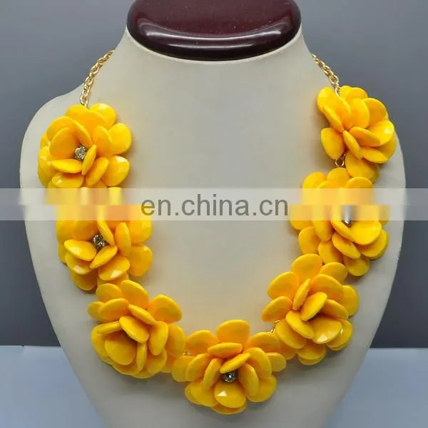 Hottest selling crew foral crystal imitate famous brand necklace jewelry