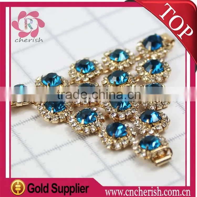 Fashion T Shape Rhinestone Shoe Ornaments with blue eyes