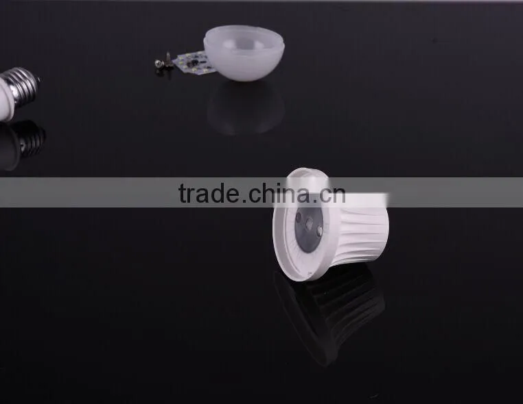 Hot Sale 9W Led E27 B22 Energy Saving Lamp 900lm WW DW CW Led Bulb