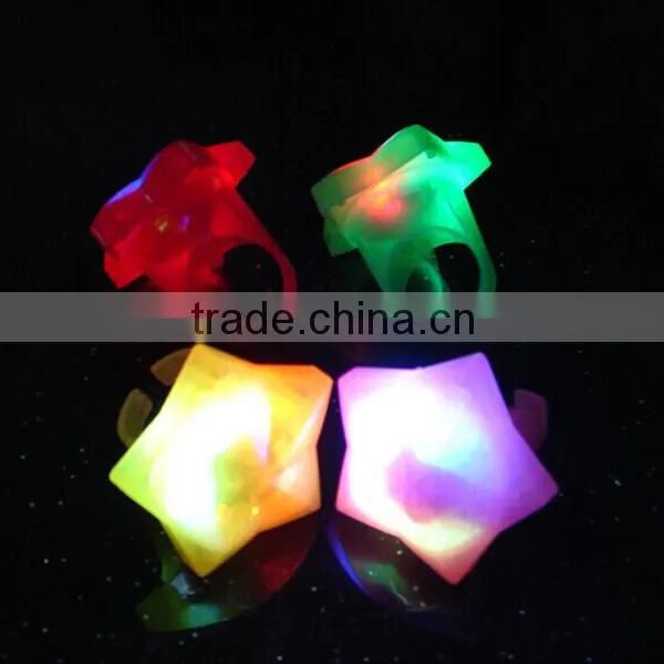 Flashing star ring