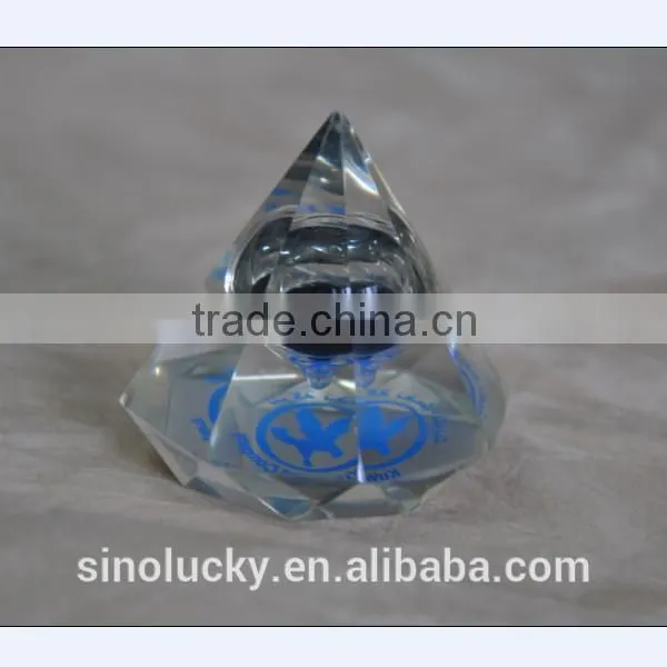High quality acrylic resin oil drop 3d block stand shaped square