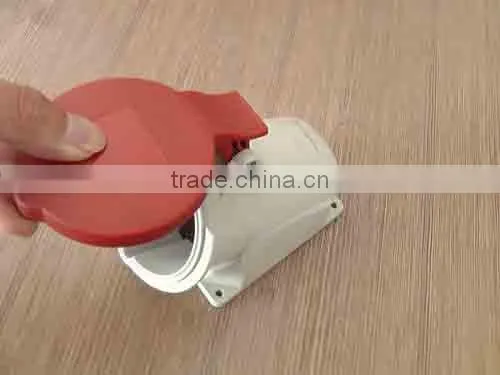 custom-made plastic pipe fitting mould