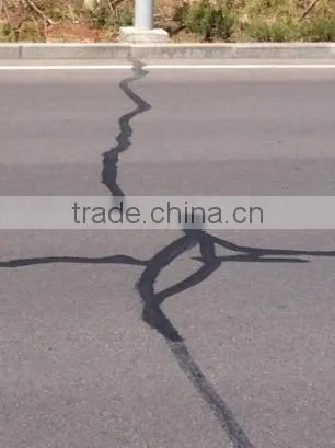 Mounted road crack sealing machine construction