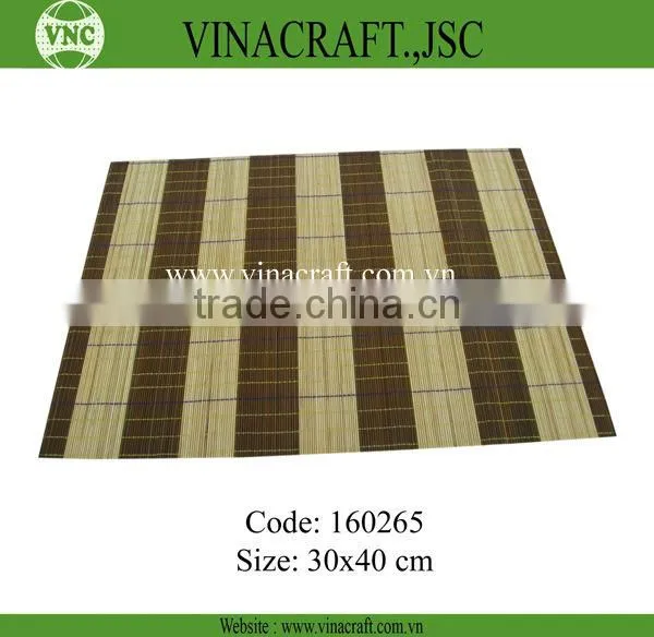 Round bamboo table mats