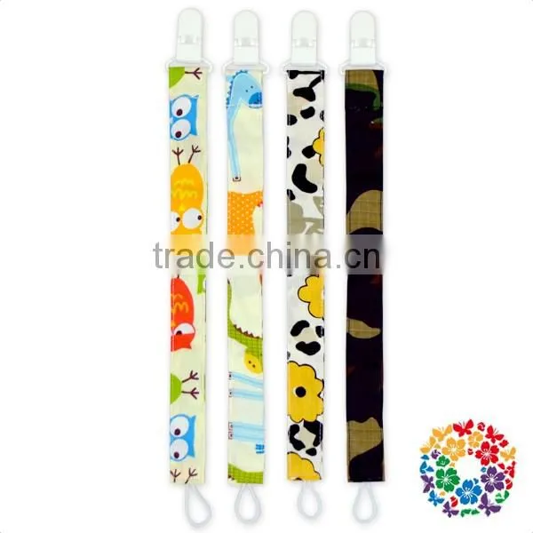 2016 wholesale cute owl print white pacifier holder clip