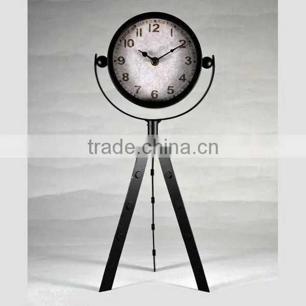 Metal tall table clock