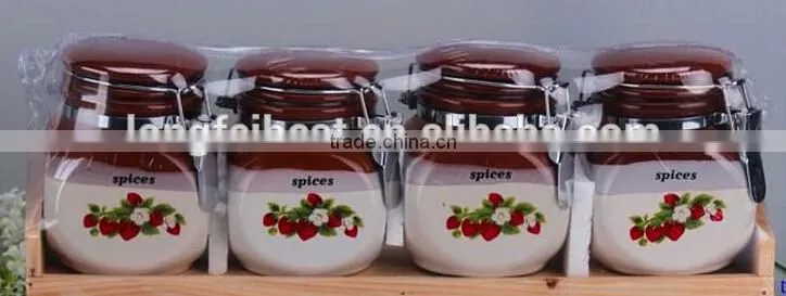 Strawberry Design 4pcs Ceramic Spice Jar With Wooden Rack