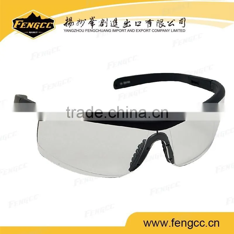 2016 top quality safety goggle