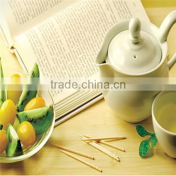 Single pointed and round bamboo cocktail toothpick