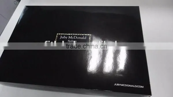 2017 China hot sales custom gift paper bags with round handles
