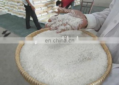 Diesel engine rice husk removing machine