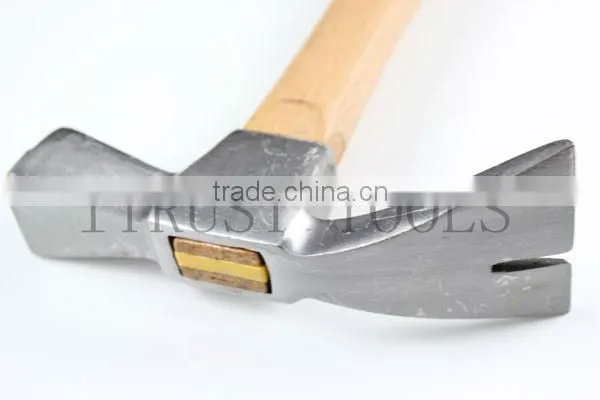 Claw Hammer With Wooden Handle HM1005