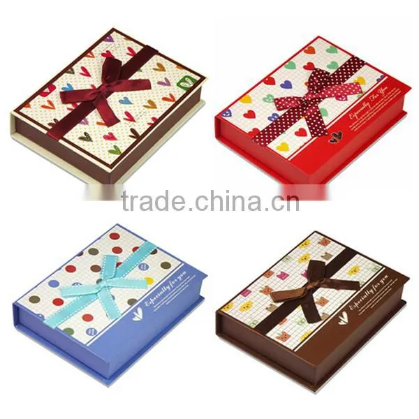 Delicate Ribbon Clamshell Chocolate Box