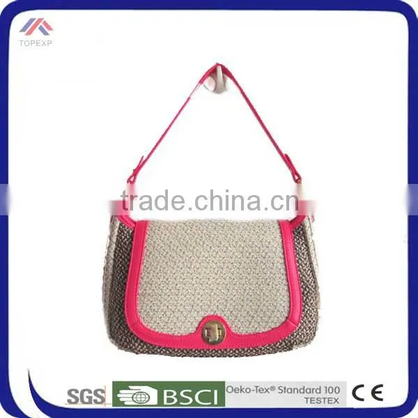 Classy Straw Bag With Lock For Young Girls