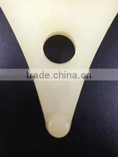 Pan cleaner triangle type with white brush