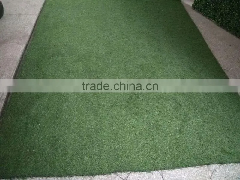Manmade fake grass carpets