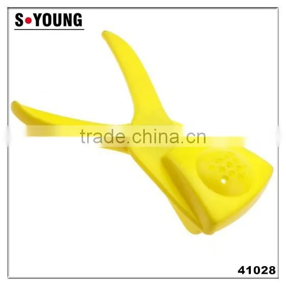 41028 lemon squeezer orange squeezer