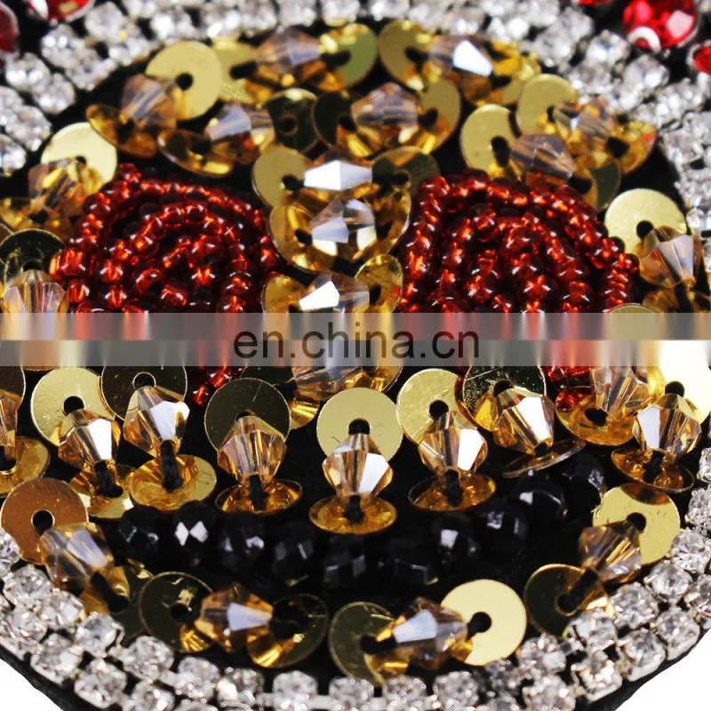 Hot Sale Beading Sequin Rhinestones Love Smaile Face Patches Badges For Clothing/Bag