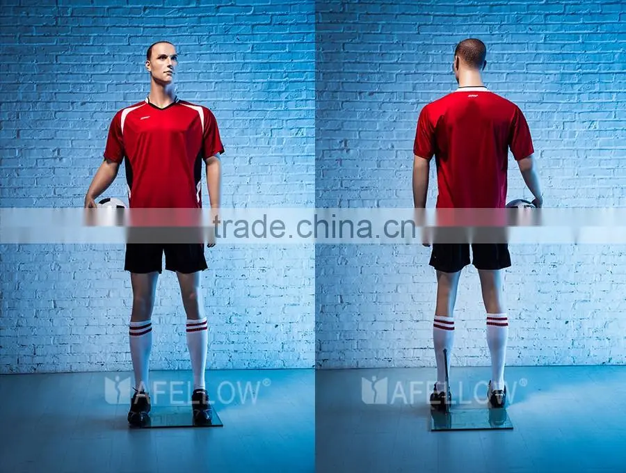 Playing Football Mannequin Fiberglass Male Realistic Engraving Head Sports Men Display Manikin FTM2
