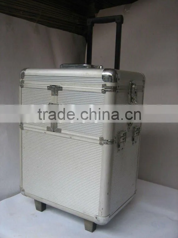Europe Classic Flight Topas Aluminum Beauty Case NEW In Box Luggage Carry On