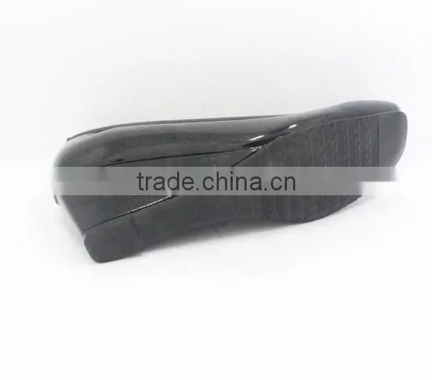 Classic patent PU leather square toe women wedges shoes guangzhou shoes factory