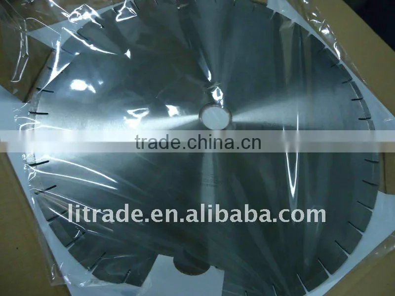Stone cutting machine, tile cutting machine