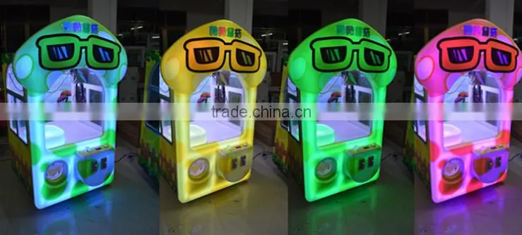 2015 new prize claw crane machine mushroom /coin operated plush mini candy toy doll vending crane machine for sale