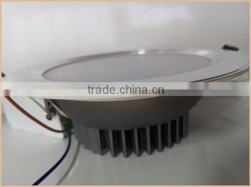 SAA Certificated dimmable 15w 30w LED Downlight