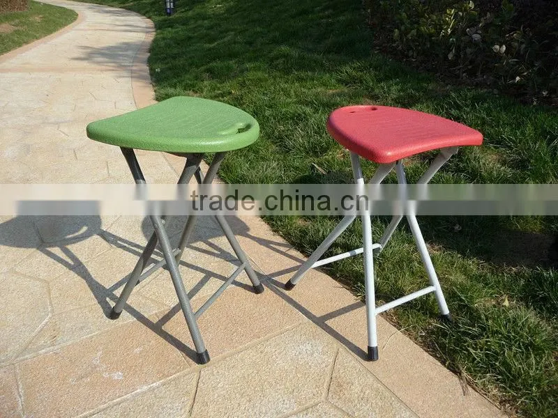 Strong and durable triangle top portable metal foot stool