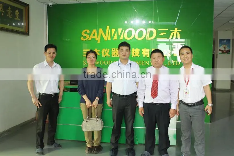 Plastic Metal separator for injection molding machine