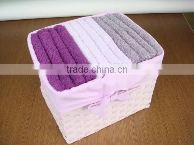 Newest Design Creative wedding basket gift towel sets
