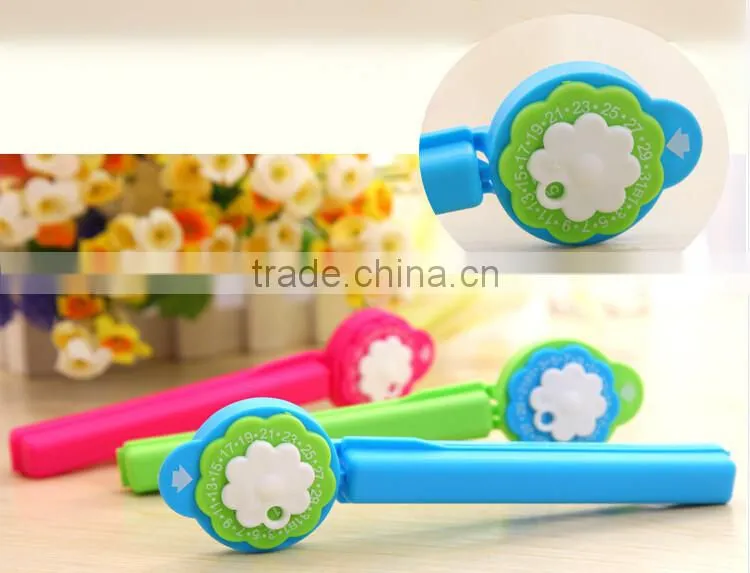 Plastic Bread Bag Clip,Flower Head With Date seal Clip