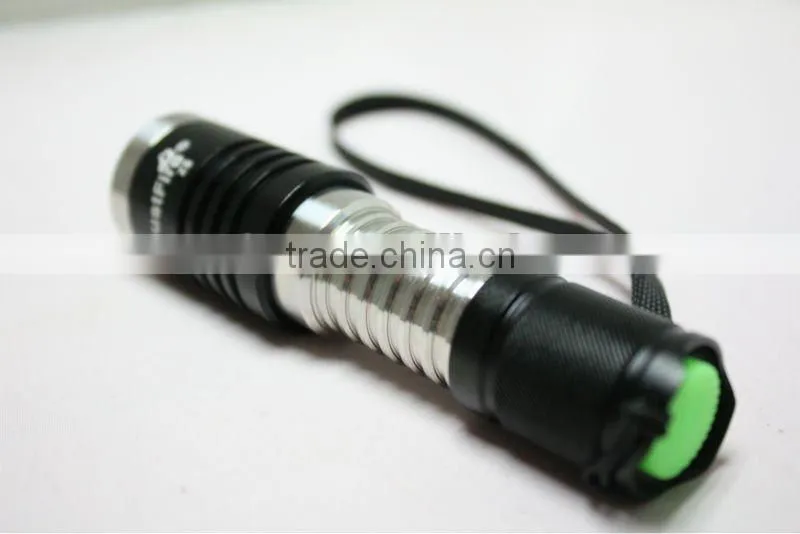 TrustFire Z8 CREE XM-L T6 good quality 600lm zoomable flashlight(1*14500)