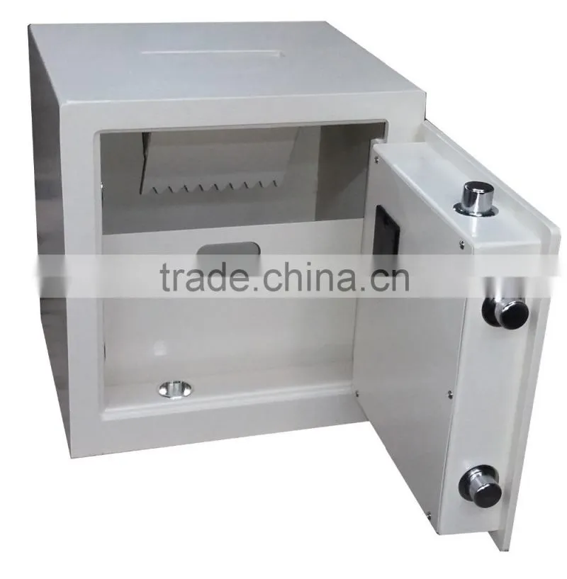 Electronic drop safe with slot on top side TM-4542S