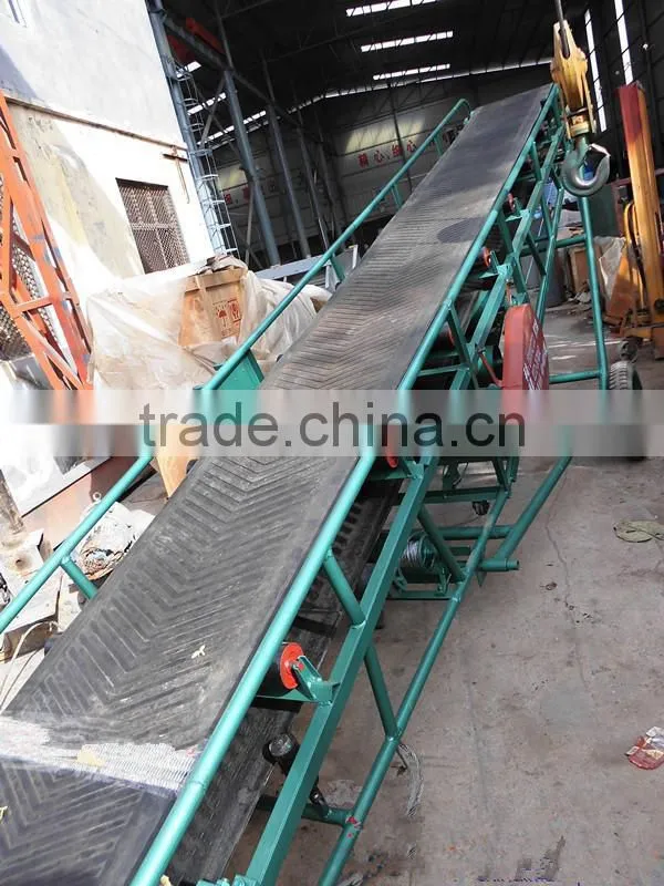 Scraper strap conveyer