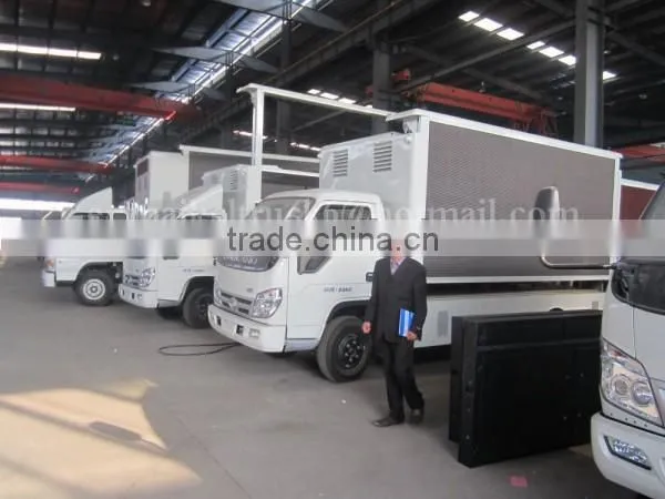 FORLAND 4*2 Scrolling Advertising truck with Three sides Screen