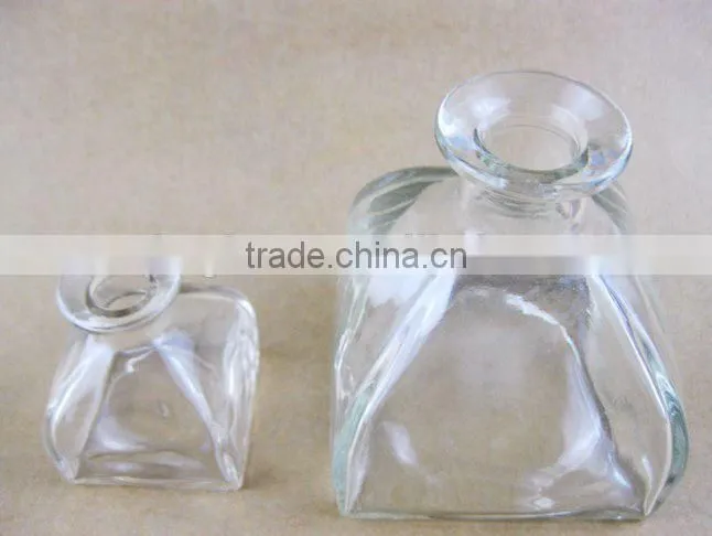 heteromorphism glass wine bottle