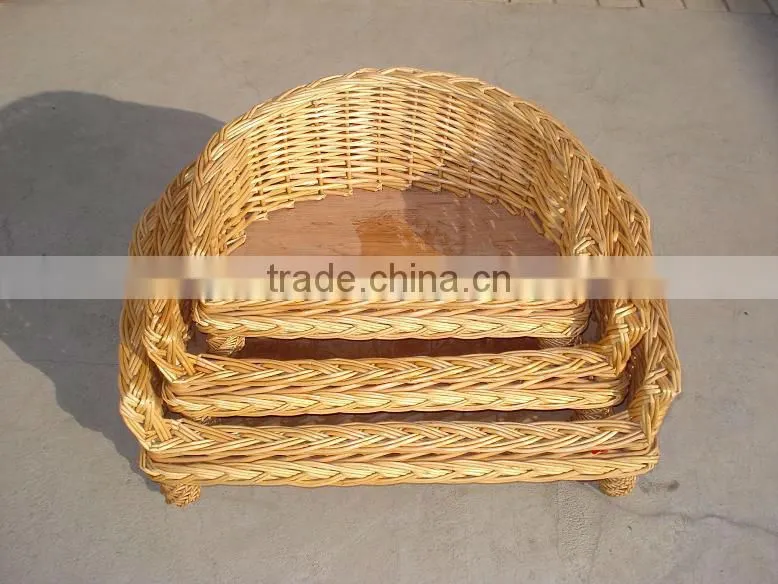 wicker pet basket with liner