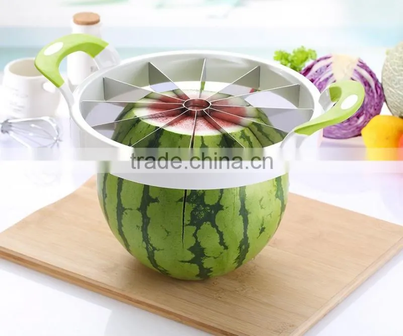 WMC-05 watermelon cutter or divider with rubber handle