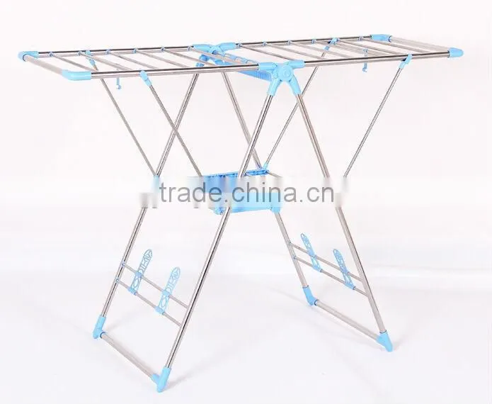 Folding clothes drying rack