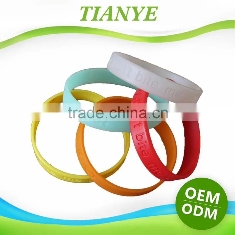 Customized Free Cheap mosquito repellent silicone wristband bracelet silicone