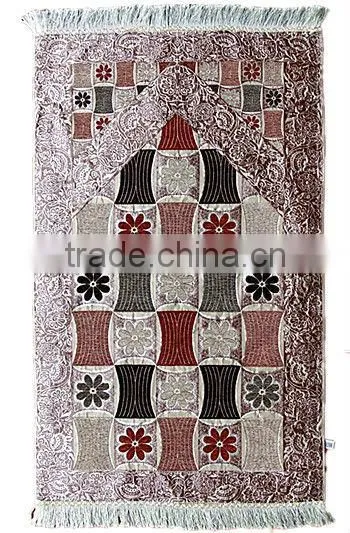 100%chenille beautiful woven high quality Muslim prayer rug