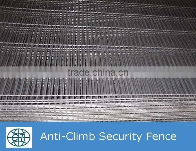 PVC Coated 358 Security Welded Mesh Fencing For Prison Protection