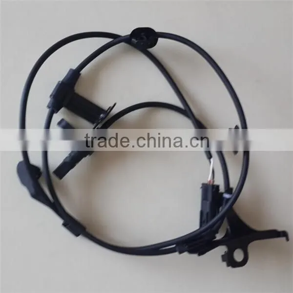 Front Wheel ABS Sensor 89542-0D030 89543-0D030 For Toyota Yaris Vios