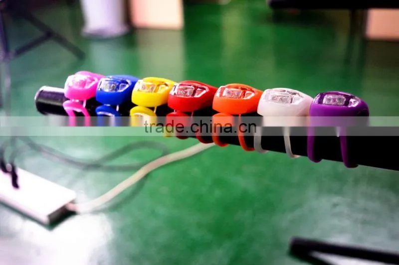 Silicone LED Bike Light Promotional Gift Bike Front Rear Light