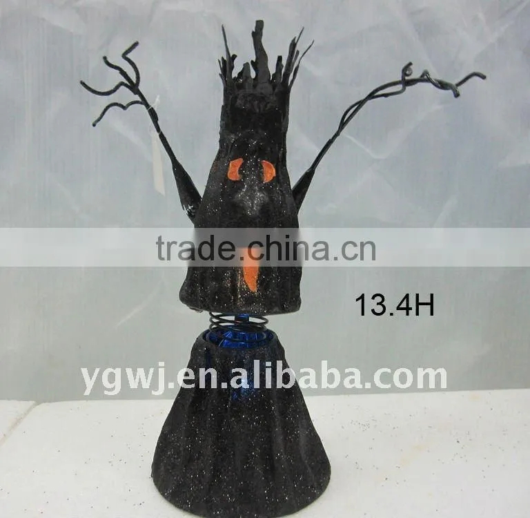 Halloween tree with pumpkin decorations