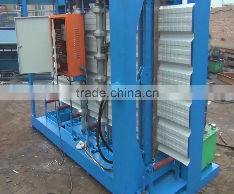 DIXIN 1050 durable and attractive arch roofing roll forming machine made in China