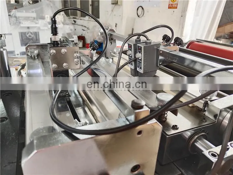 UTM420Z Automatic Adhesive Label Film Flatbed Die Cutting Machine, Flat bed roll clear sticker tape punching press cutter