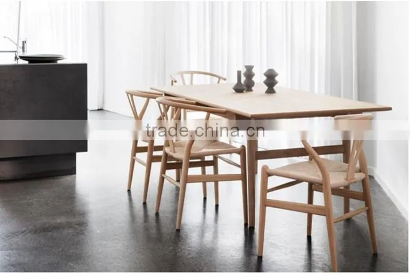 2016 lateset wood hotel dining chair