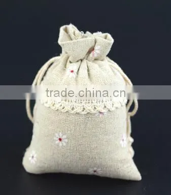 New design small flowers jute drawstrings bag china factory